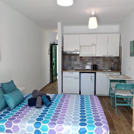 Marina Beach-Apartamentos Tahiche กอสตา เตกีสเซ ภายนอก รูปภาพ