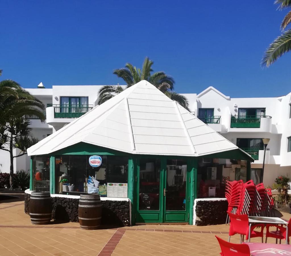 Marina Beach-Apartamentos Tahiche กอสตา เตกีสเซ ภายนอก รูปภาพ
